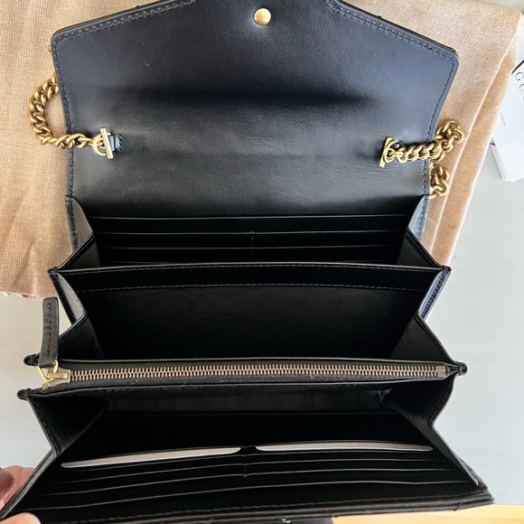 GG Marmont Matelassé Mini Bag - Picture 3 of 6